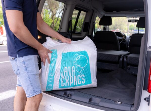 tintorería a domicilio en Valencia - bolsa