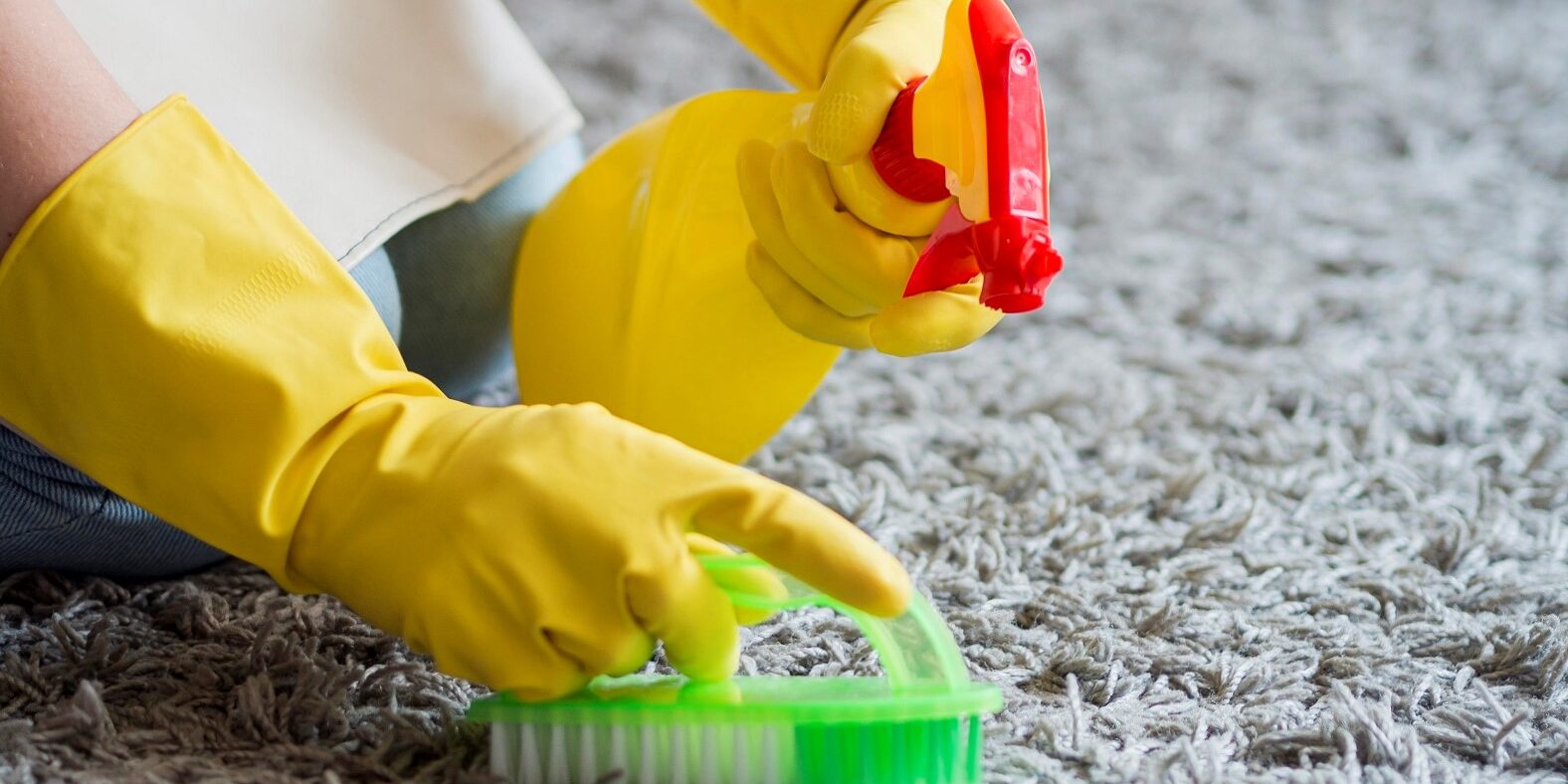 limpieza de alfombras en Valencia - spray manchas