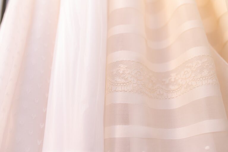 limpieza de tu vestido de novia en Valencia - bajo