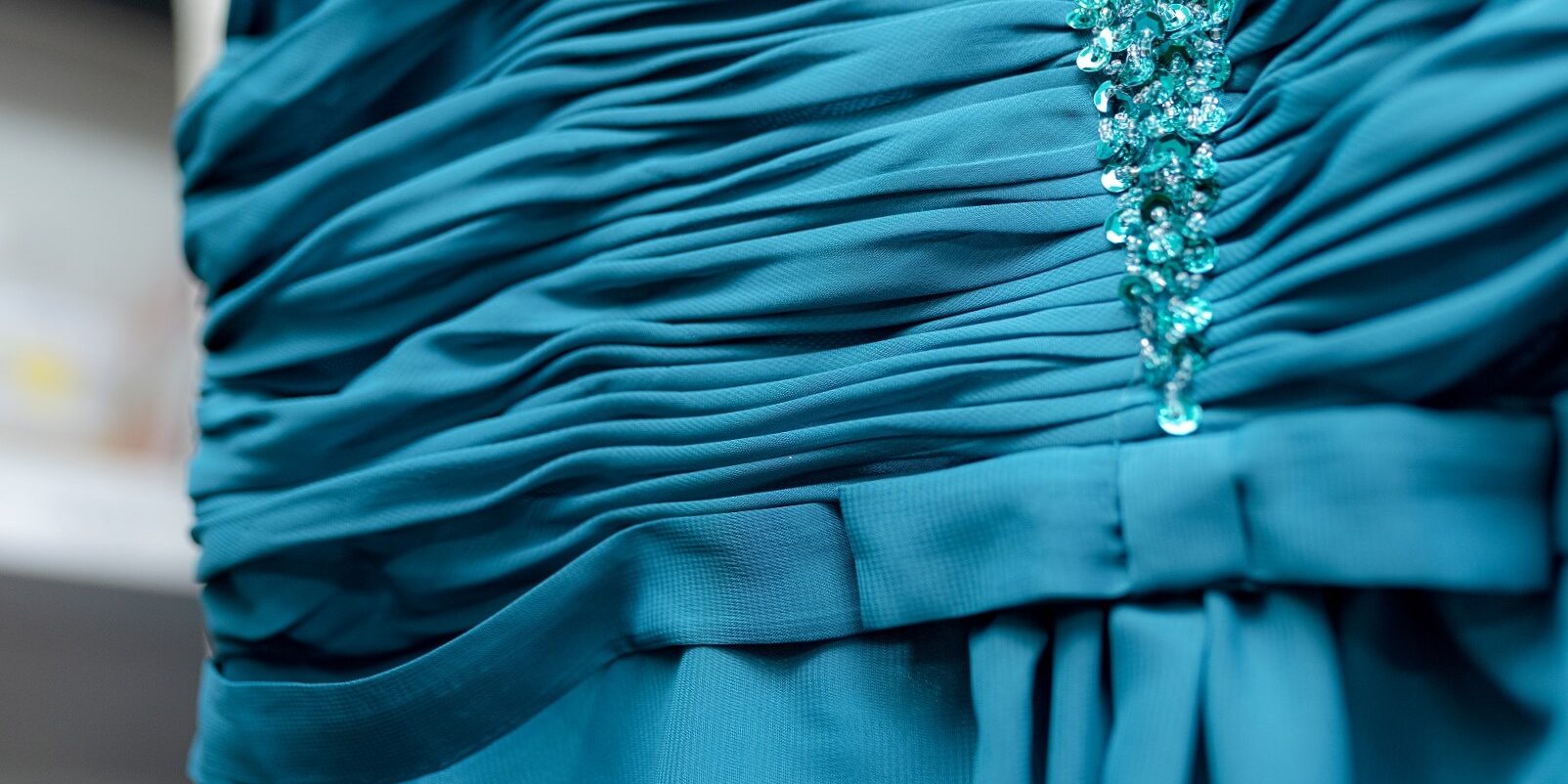 tintorería para un vestido de seda en Valencia - vestido